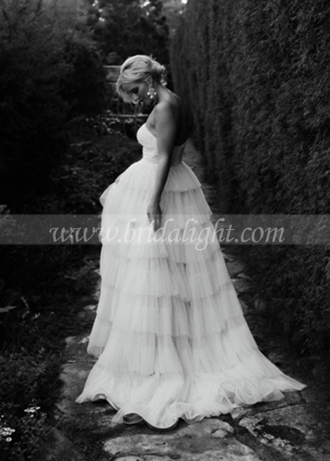 A Line Strapless Bohemian Tiered Tulle Wedding Dresses