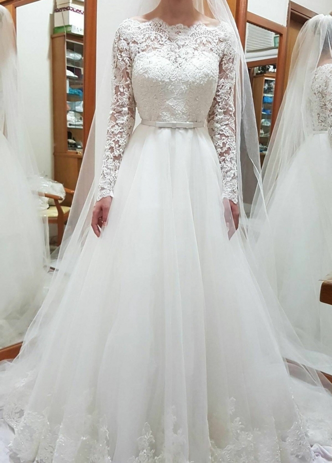 Bateau Lace and Tulle Wedding Gown Dress Long Sleeves