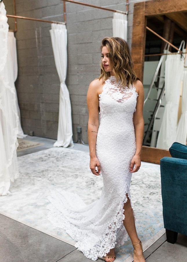 Boho Style Chic Lace Wedding Dress with Hollow Back