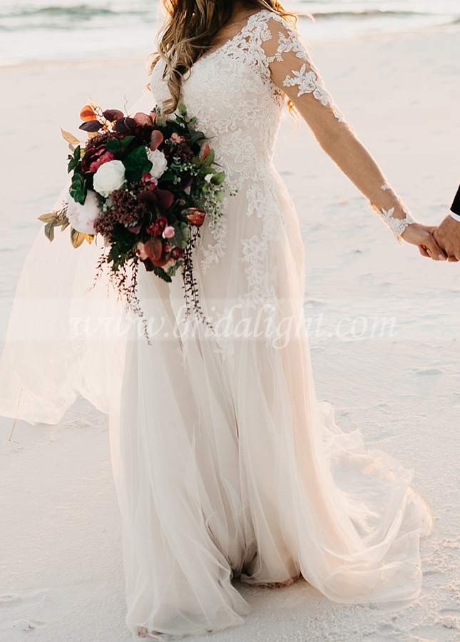 Boho Wedding Dresses V-Neck Lace A-Line Tulle Beach Wedding Gowns Long Sleeves