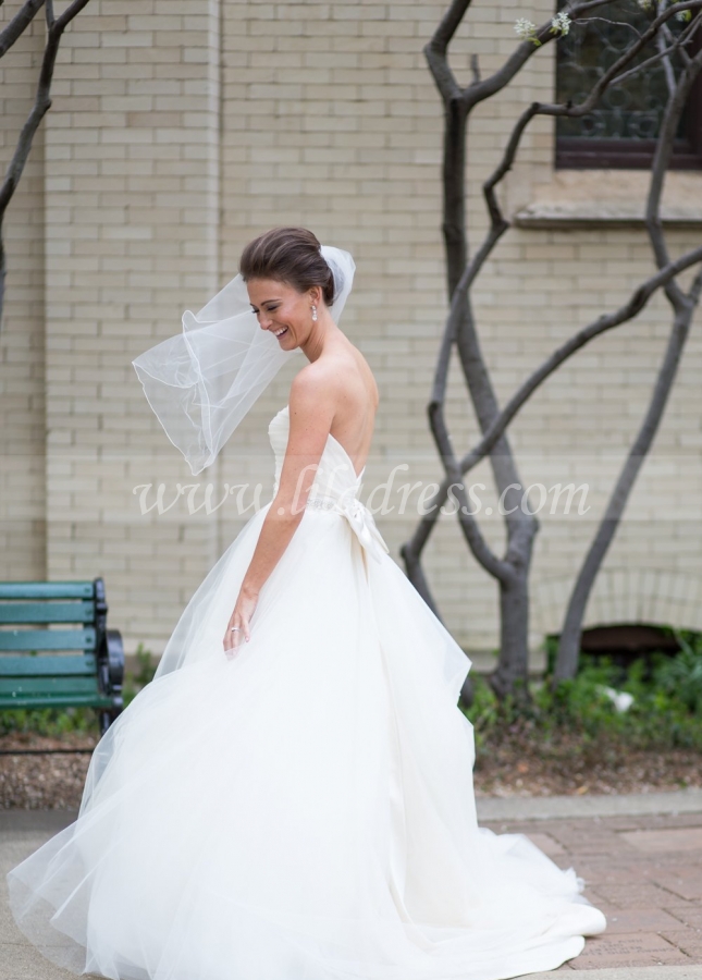 Classic Ivory Wedding Dresses with Big Bow Back