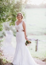 Classic Fit&Flare Lace Wedding Dress with Flower Sash