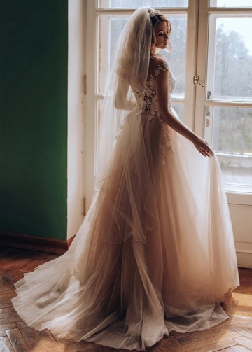 Champagne Lining Ivory Tulle A Line Wedding Dresses Sheer Neck Elegant Bridal Gowns Vestido De Noivas