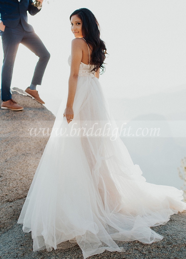 Champagne Lining Ivory tulle Bohemian Wedding Dresses V-Neck Backless Bridal Gowns Noivas Chic