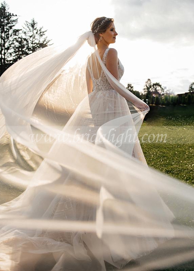 Champagne lining Wedding Dresses Sparkly Beaded Bridal Gowns Sweep Train A Line Vestido de Noivas