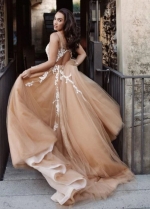 Dark Champagne Wedding Dresses A Line tulle Ivory Lace Appliques Bridal Gowns Fashion Bohemian Vestido De Noivas