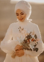 Elegant Long Sleeves Lace Muslim Wedding Dresses Arabic Dubai Bride Dress