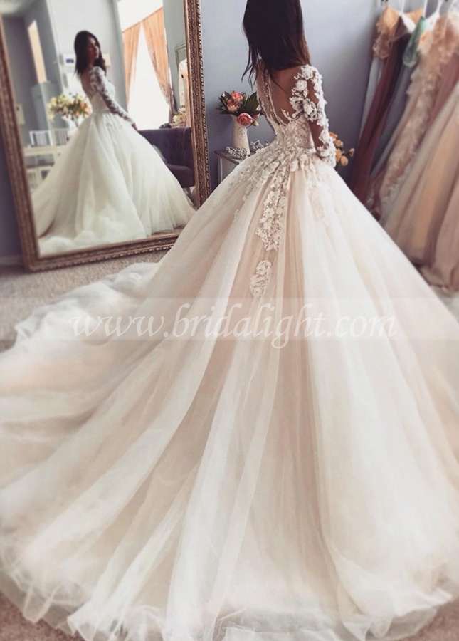 Floral Appliques Tulle Wedding Gown with Long Sleeves