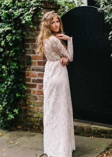 Floor-Length Vintage Lace Wedding Dress Long Sleeves