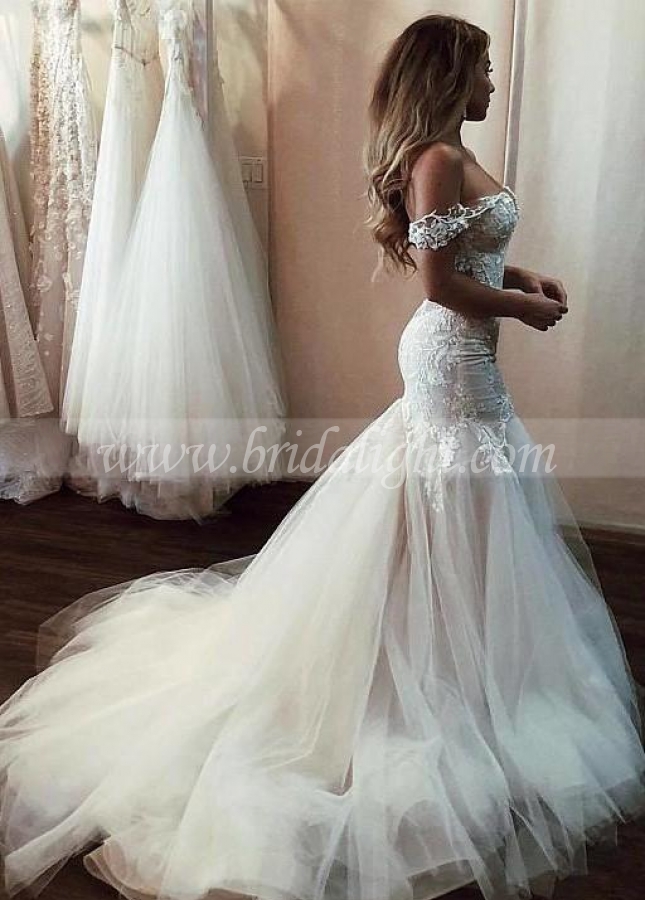 Fit&Flare Tulle Wedding Gown with Lace Off-the-shoudler Bodice