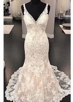Fit&Flare V-neck Wedding Dress Lace Beaded Backless