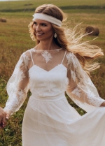 Flare Sleeve Tulle Wedding Dresses Floor Length Country Wedding Gowns Long Sleeve Bridal Dress Noivas Chic
