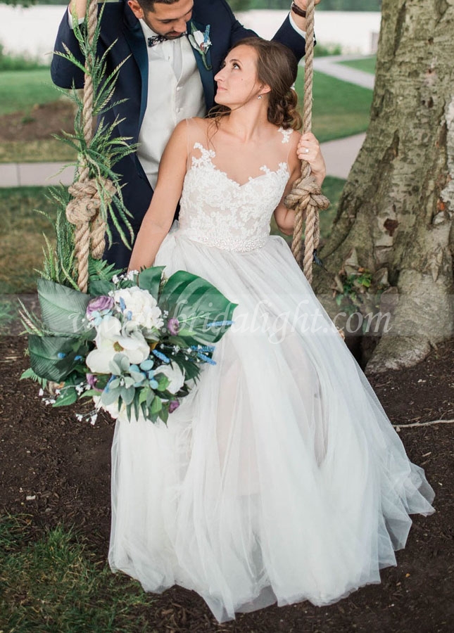 Illusion Neckline Sleeveless A-line Lace Wedding Gowns with Tulle Skirt