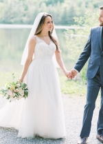 Lace V-neckline Tulle Wedding Dresses Boho Style