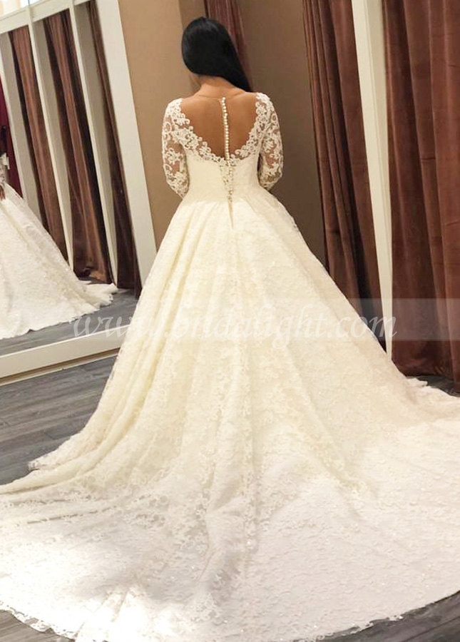 Long Sleeves Plus Size Lace Wedding Gown with V-neckline
