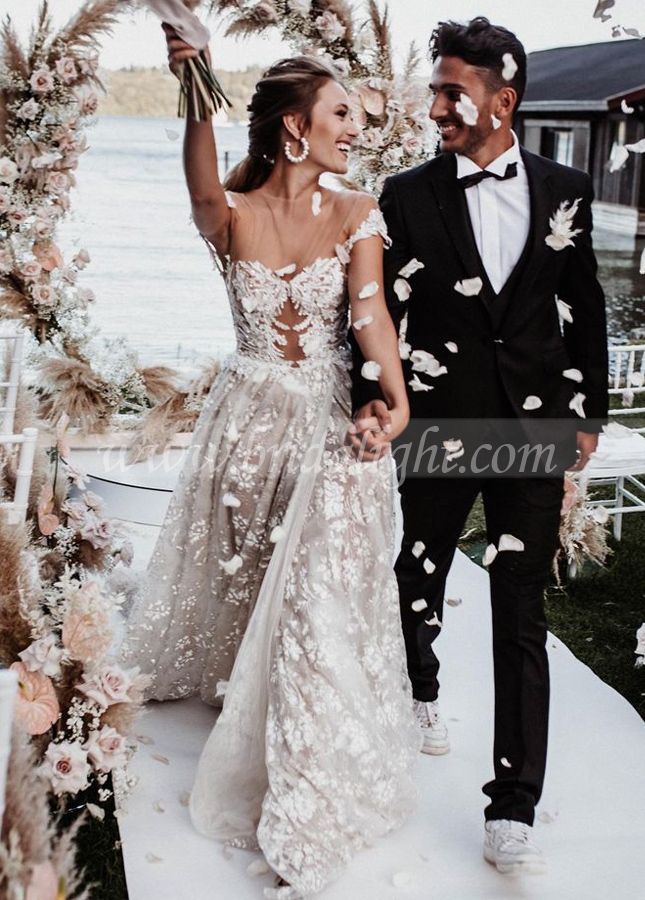 Luxury Wedding Dresses With Lace Appliques
