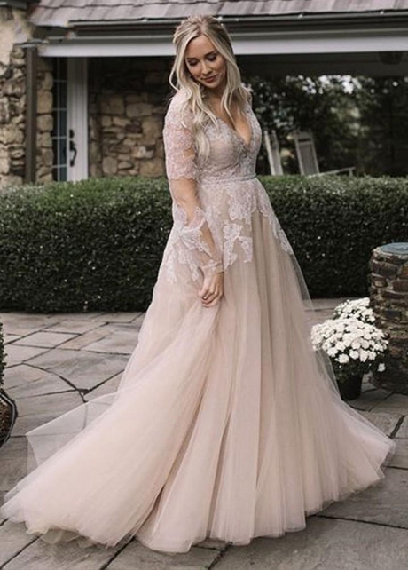 Lace Appliques Tulle Bridal Gowns 2022 Long Sleeve Boho Plus Size Wedding Dresses