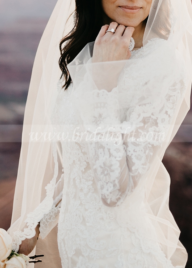 Modest Lace Sheath Wedding Dresses with Long Sleeves