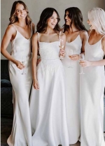 Modest Long Wedding Dresses A Line Country Style Lace Applique Court Train Satin Bride Dress