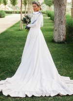 Modest Stain Long Sleeved Bride Dresses with Blue Ribbon Vestidos De Noiva