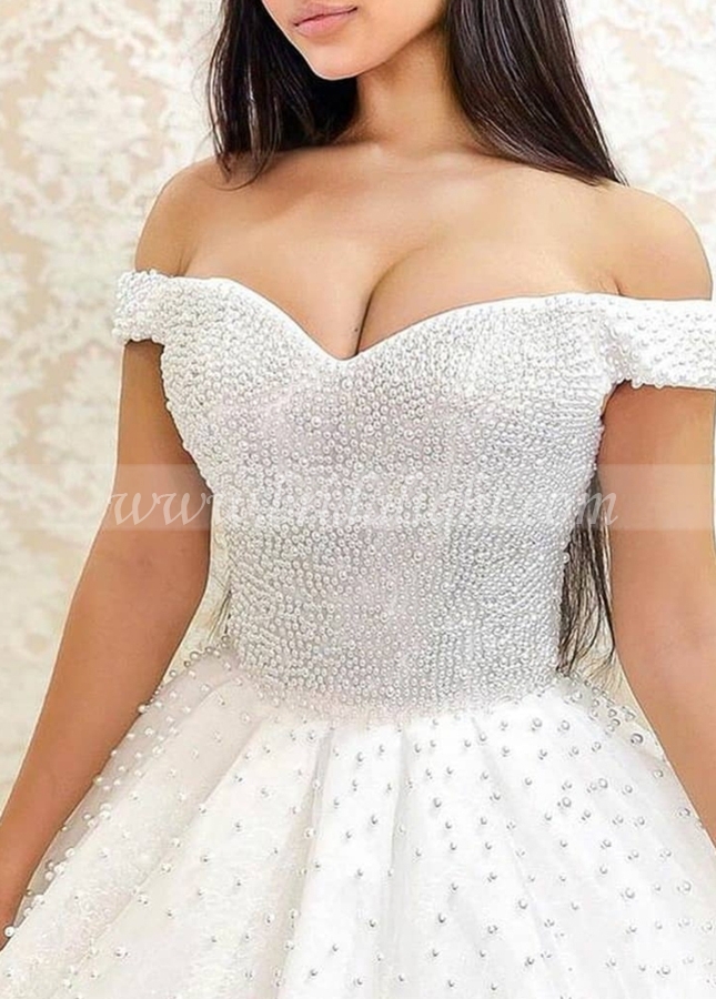 Off the Shoulder Pearls Wedding Dress Luxurious 2023