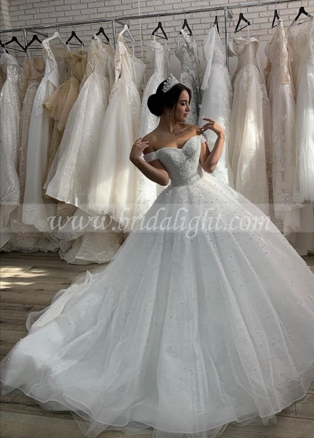 Off-the-shoulder Pearls Bride Dress with Cathedral Tail