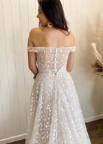Off the Shoulder Lace Nude Lining Bride Dress