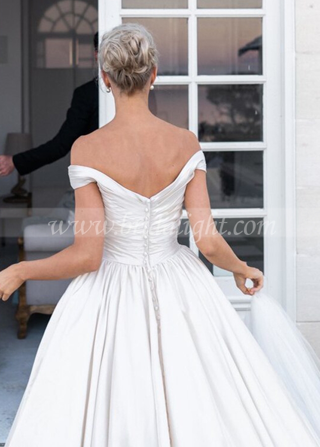 Off Shoulder Elegant Pleated Bridal Gowns
