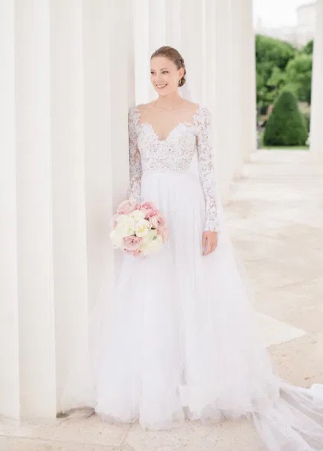 Princess Lace Long Sleeves Bride Wedding Dresses with Tulle Skirt