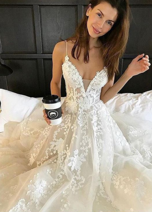 A Line Lace Wedding Dress Sexy Backless Chapel Train Wedding Bridal Gown