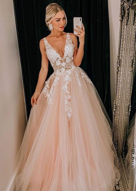 Sheer V-neckline Lace Wedding Dress Tulle Skirt