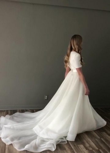 Short Sleeve Modest Wedding Gown with Long Train