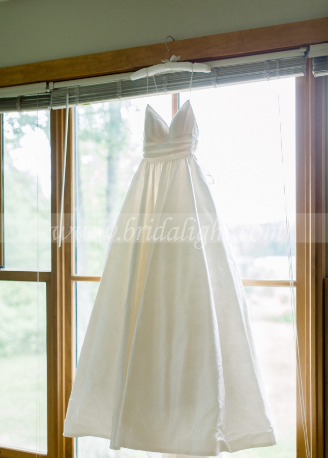 Simple Satin Bridal Gowns Dress with Spaghetti Straps