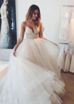 Spaghetti Straps Tulle Wedding Gowns Dress with Rhinestones Band