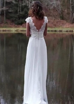 Scalloped-lace V-neckline Summer Wedding Dress with Chiffon Skirt