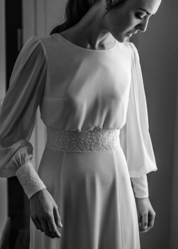 Simple Long Sleeves Modest Backless A Line Wedding Dress Magic Robe de soriee