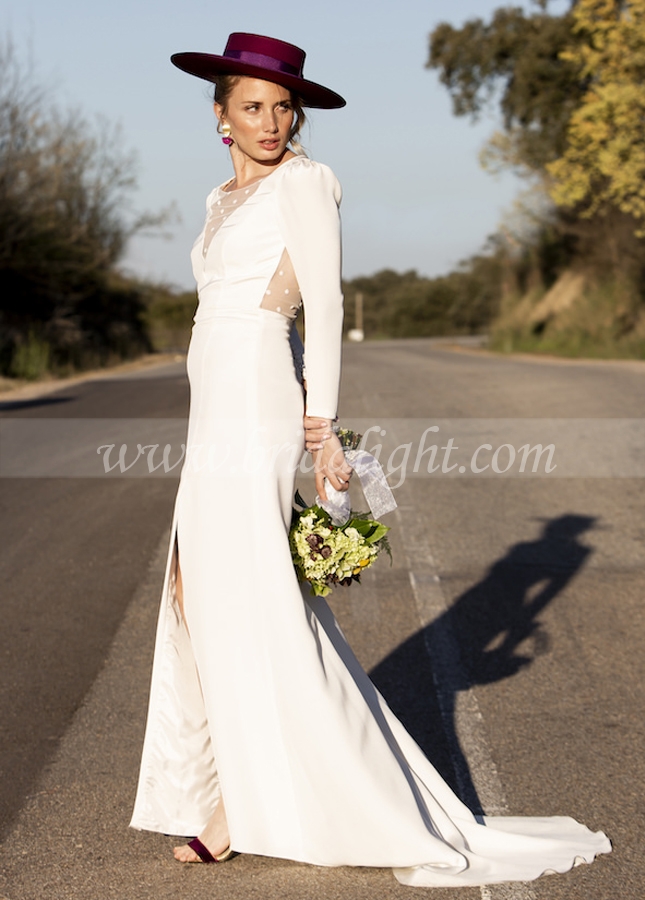 Simple Wedding Dresses Sheath Long Sleeved Vertical Bridal Gown