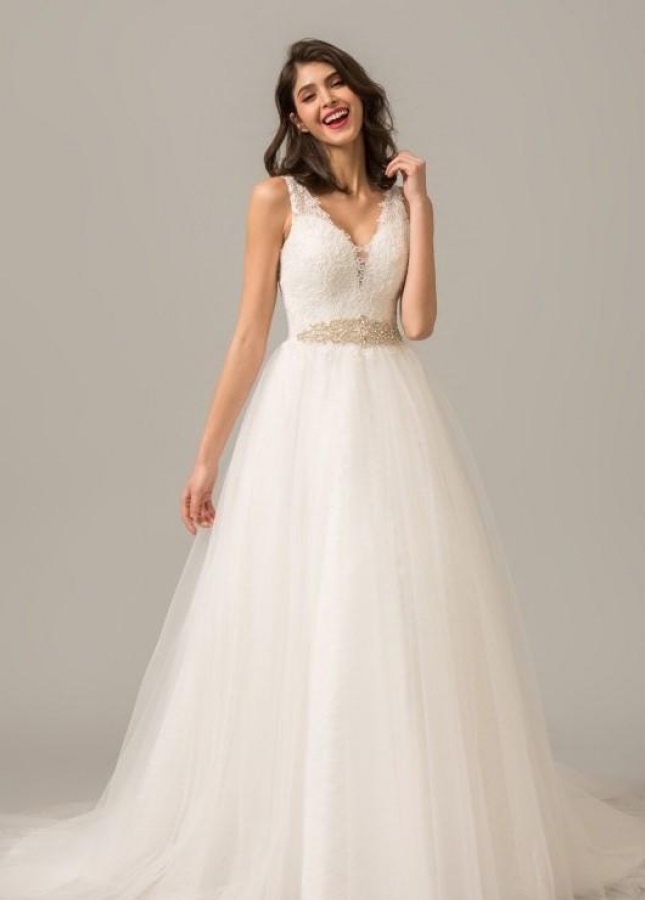 Tulle Skirt A-line Ivory Wedding Dress Lace V-neckline