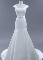 Trumpet Satin Wedding Dresses with Buttons Down the Back