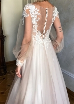 Tulle A-line Wedding Dresses With Illusion Sleeves