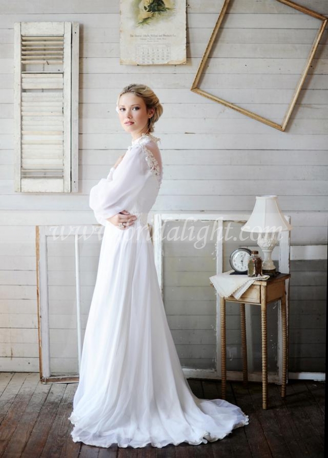 Vintage Chiffon Bridal Gown with Loose Long Sleeves