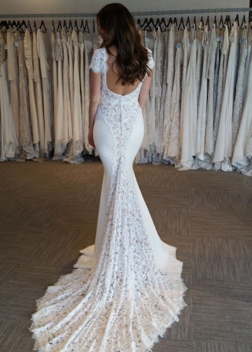V-neck Lace Mermaid Wedding Dresses with Sleeves