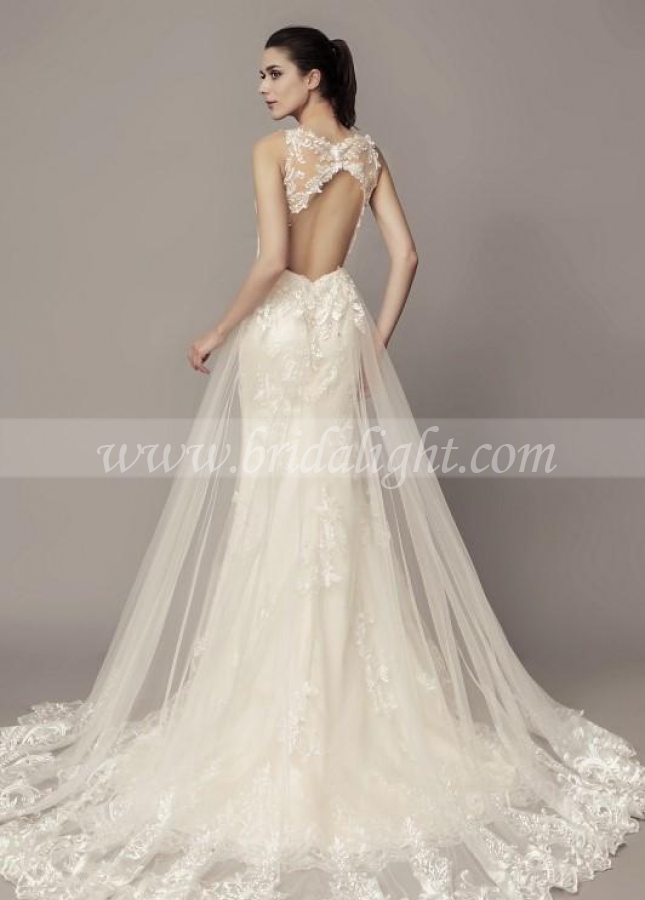 V-neckline Mermaid Lace Wedding Dress with Long Train