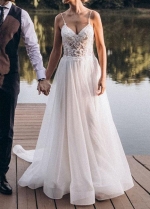 V-Neck Bohemian Beach Wedding Dresses Spaghetti Straps Beaded Bridal Gowns
